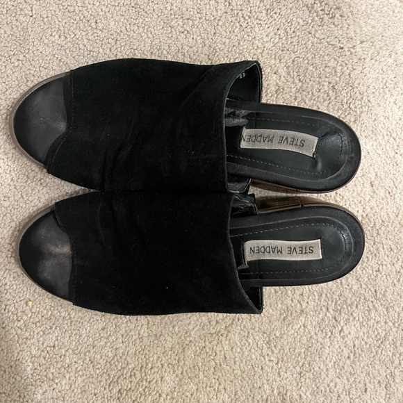 Steve Madden Black Suede Block Heel Mules - Picture 3 of 7